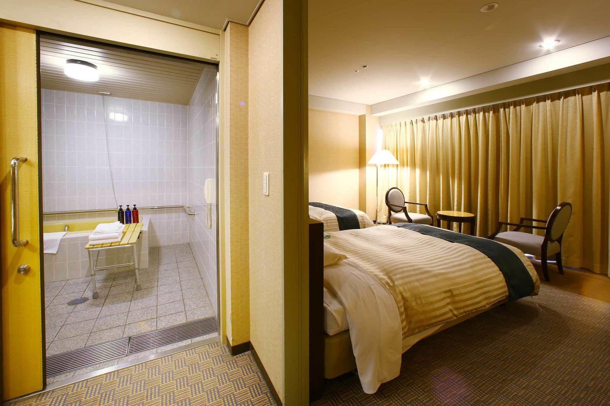 Kkr Hotel Hakata Fukuoka  Dış mekan fotoğraf